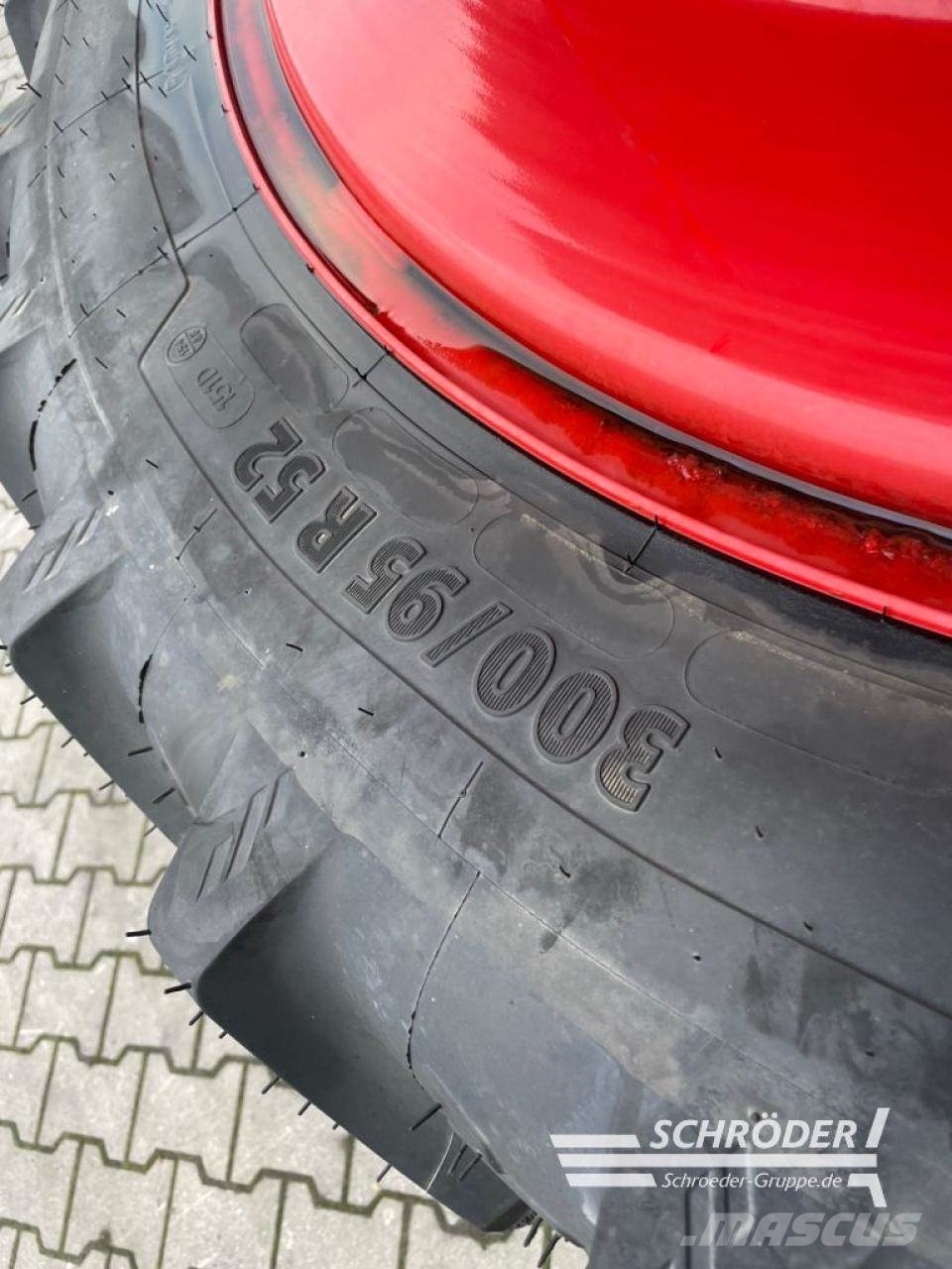 Kleber 300/90 R52 ZWILLINGE / Z.B. FENDT 700 S4 Ruedas