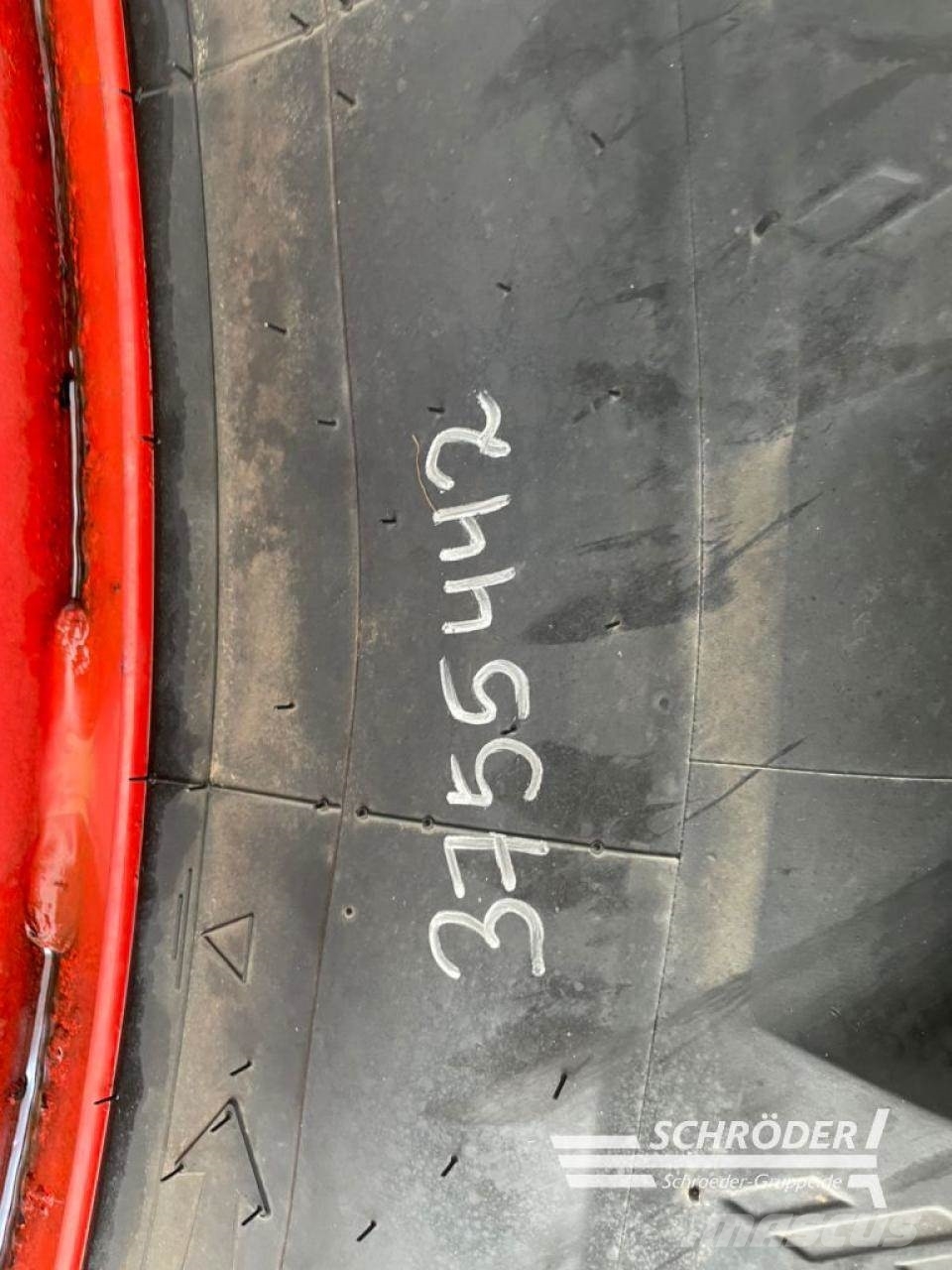 Kleber 300/90 R52 ZWILLINGE / Z.B. FENDT 700 S4 Ruedas