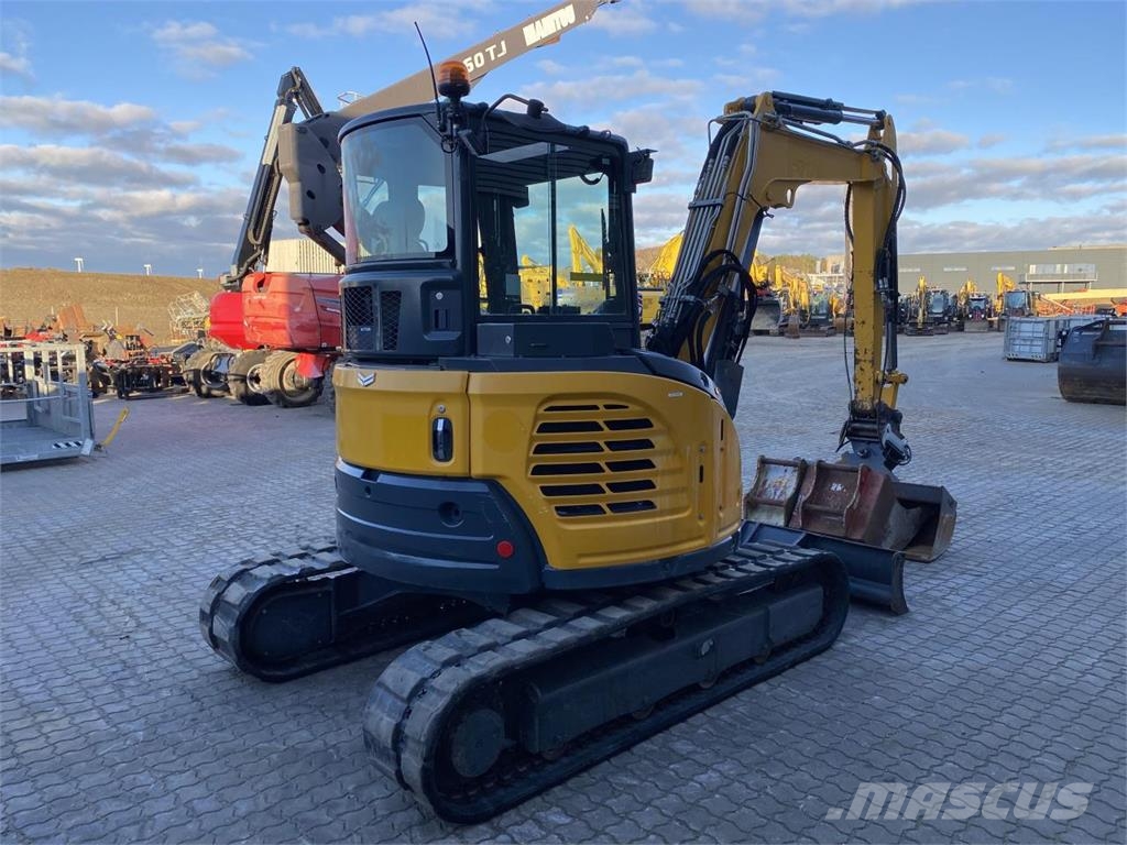 Yanmar VIO50-6 حفارات بعجل