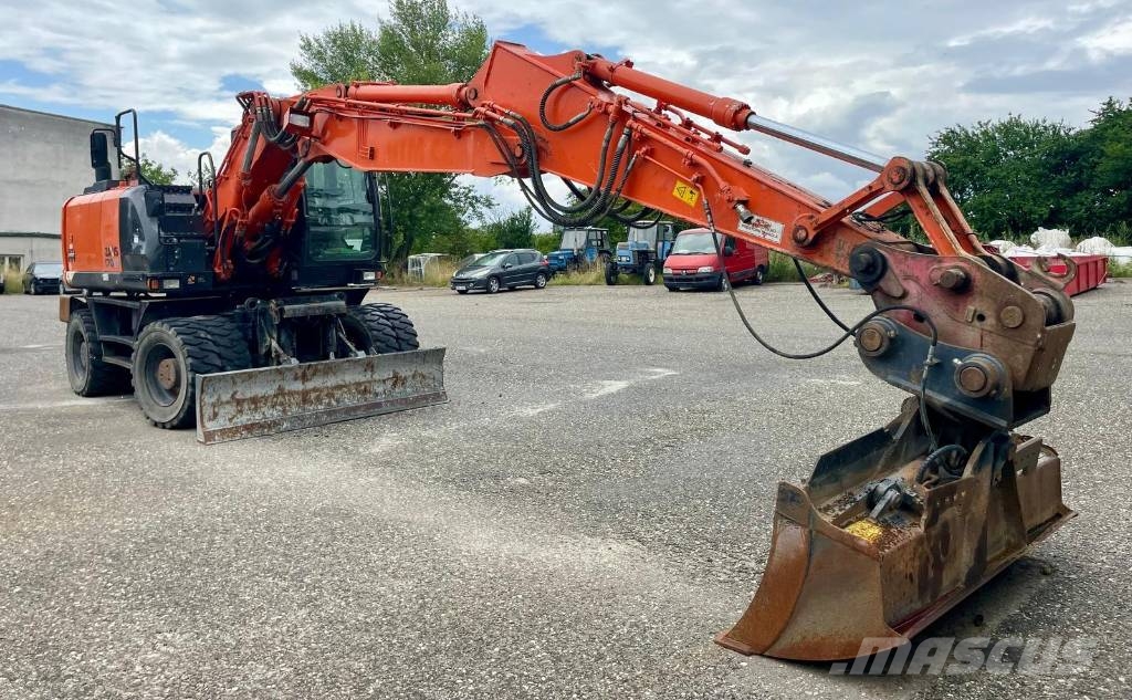 Hitachi ZX 170 W-5 Pelle sur pneus