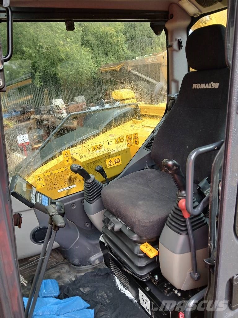 Komatsu PC 88 MR-11 Excavadoras de cadenas
