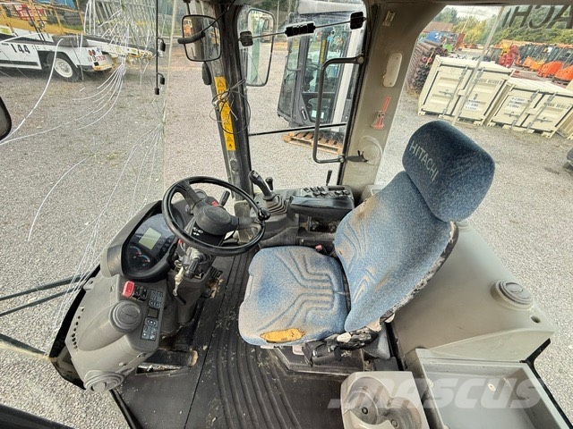 Hitachi ZW 250 USED CAB كابينة والداخلية