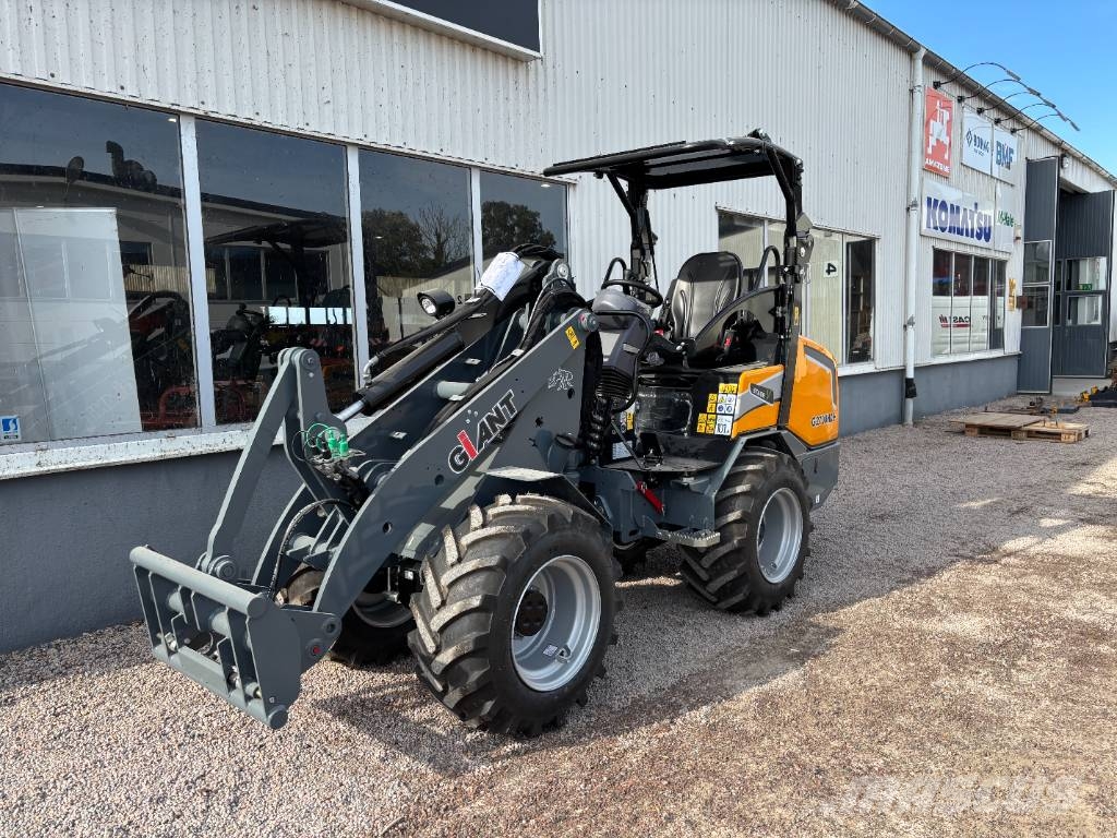 GiANT G2700 HD + Väikelaadurid