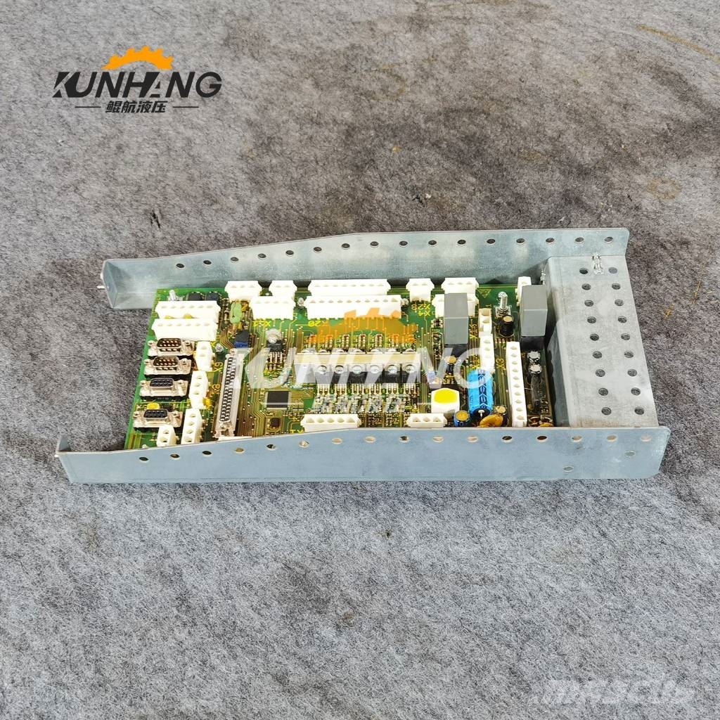 Liebherr R954 R964 R974 R906 R922 R924 Fuse Block 110042421 Transmissão