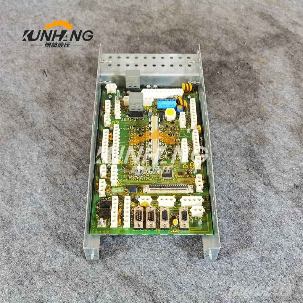 Liebherr R954 R964 R974 R906 R922 R924 Fuse Block 110042421 Transmissão