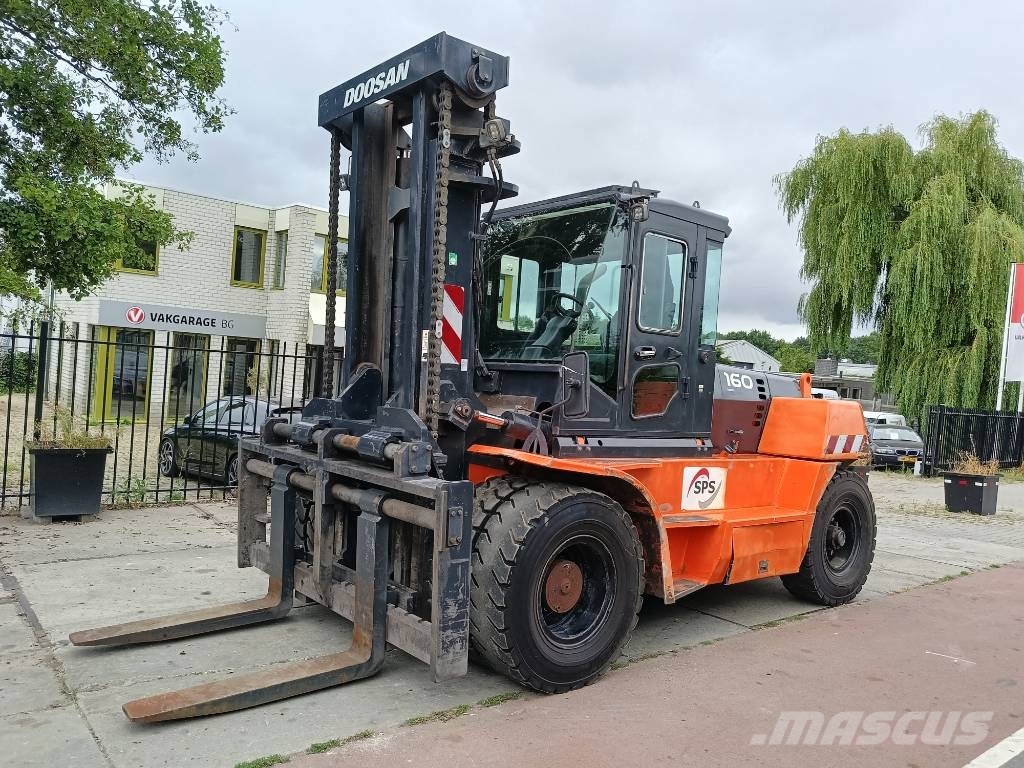 Doosan D 160 S-5 16 ton heftruck forklift stapler Diesel Trucker