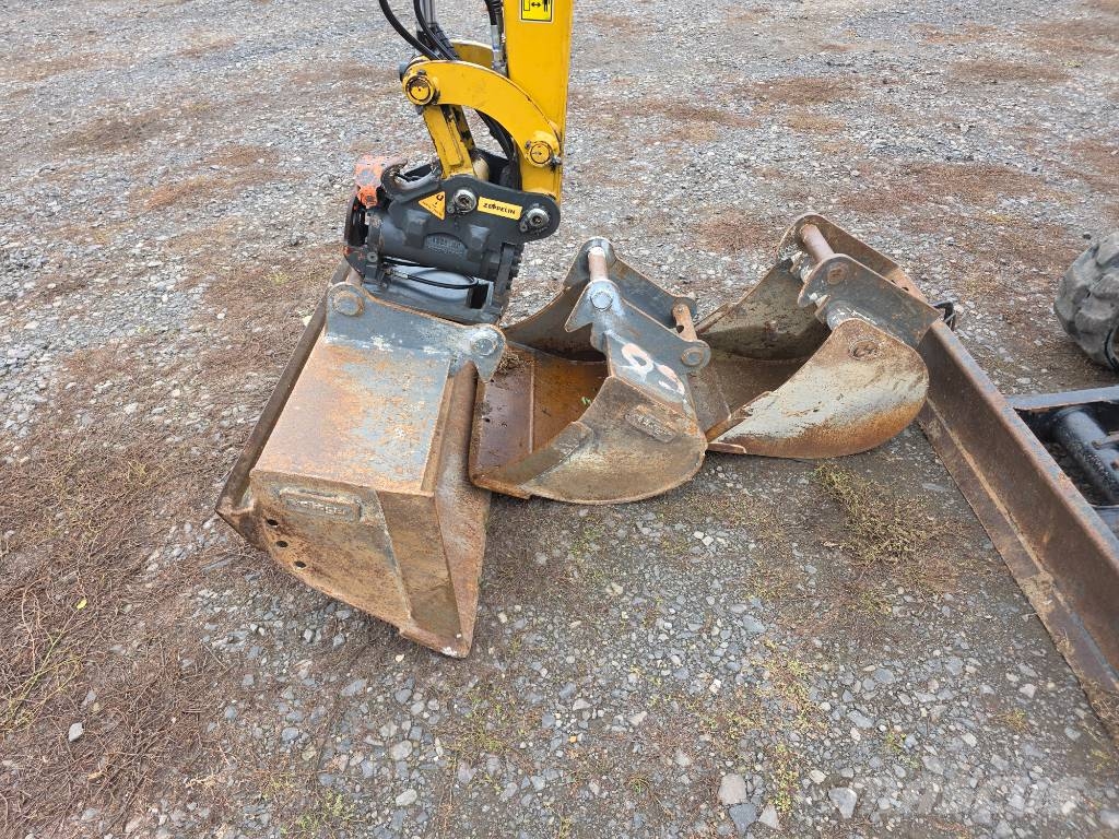 CAT 301.8 Mini excavators < 7t