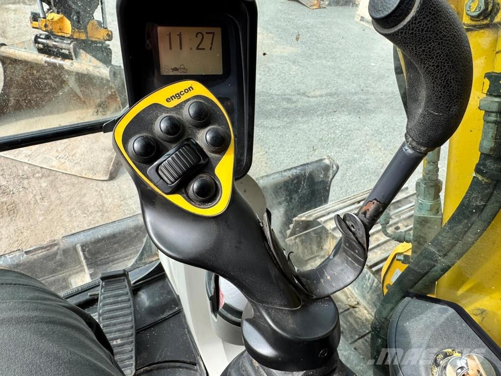 New Holland E75 Midigraafmachines 7t - 12t