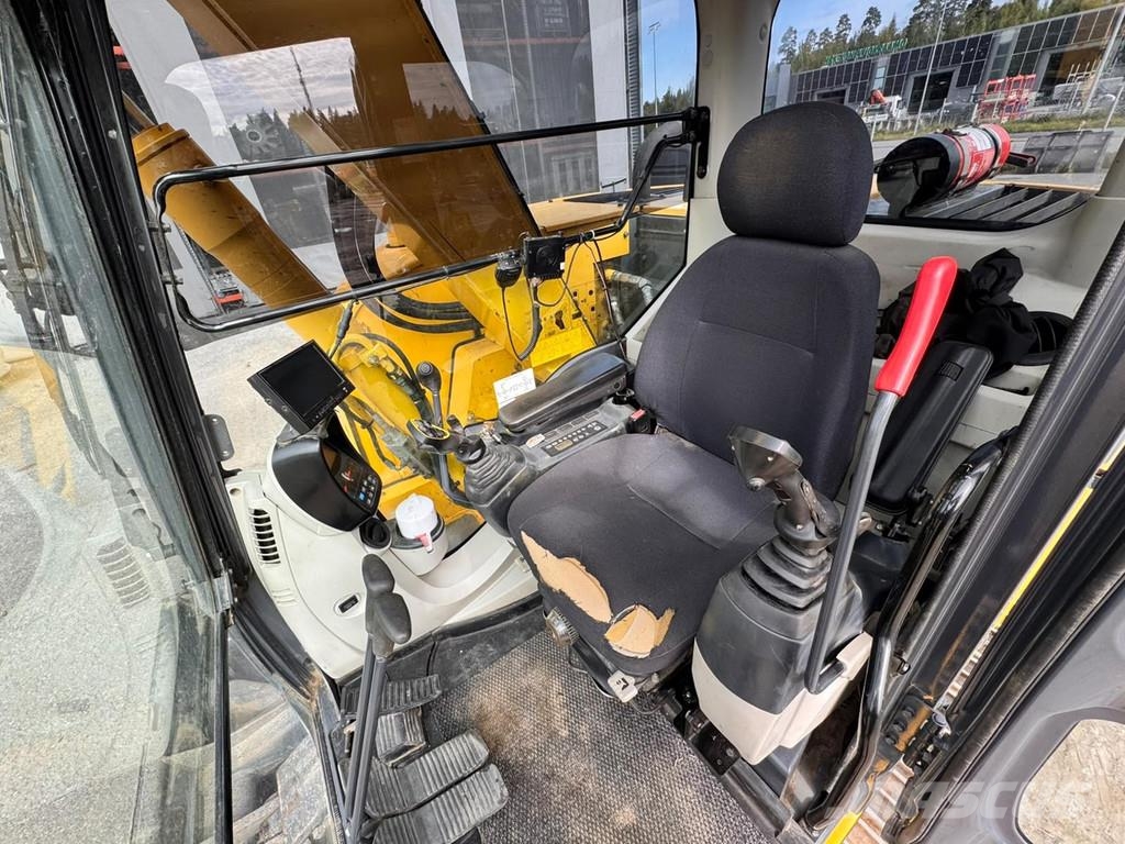 New Holland E75 Midigraafmachines 7t - 12t