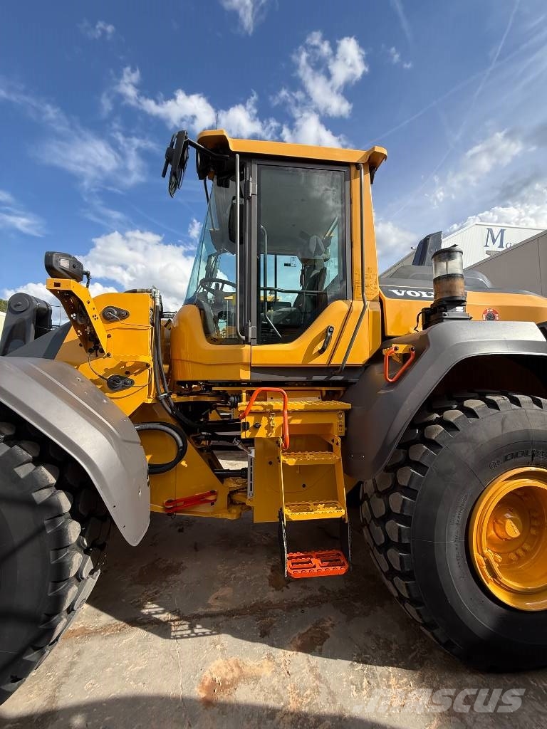Volvo L 120 H Incarcator pe pneuri