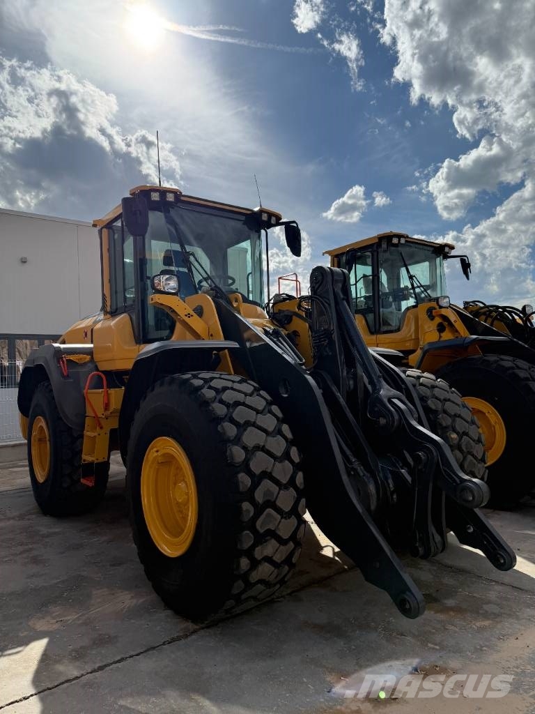 Volvo L 120 H Incarcator pe pneuri