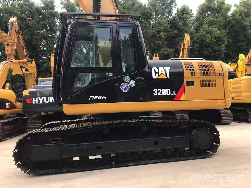 CAT 320D2L Gravemaskiner på larvebånd