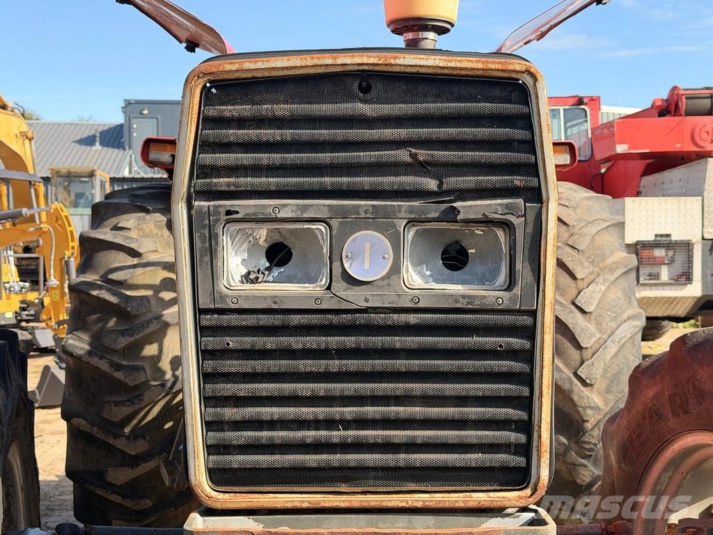 Massey Ferguson 390 4WD Tractor Tractoren