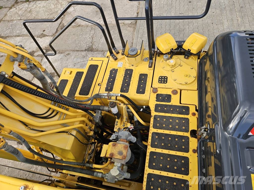 Komatsu PC 210 LC-11 Escavadoras de rastos