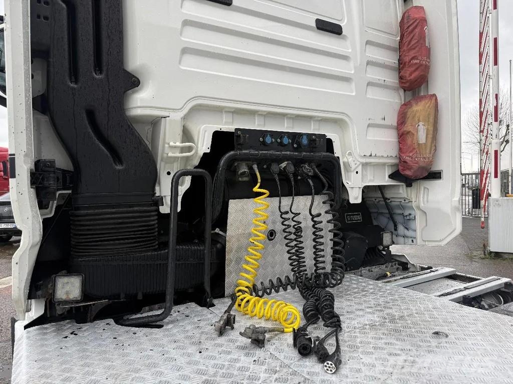 MAN TGX 26.510 6X2 EURO 6 + SLIDING DISH Ťahače