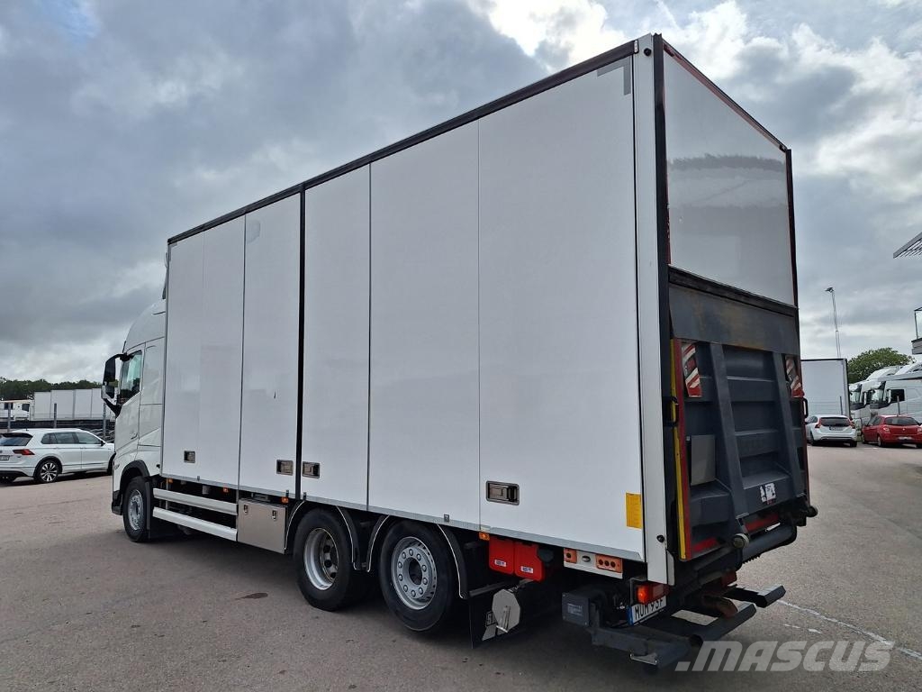 Volvo Vehicle Rigid 6x2-2 box full side opening Tovornjaki zabojniki