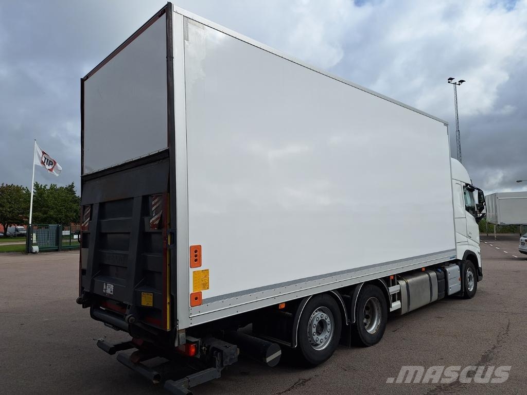 Volvo Vehicle Rigid 6x2-2 box full side opening Tovornjaki zabojniki