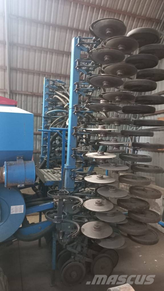 Lemken Solitair 9/600 K A DS Mechanické sejačky