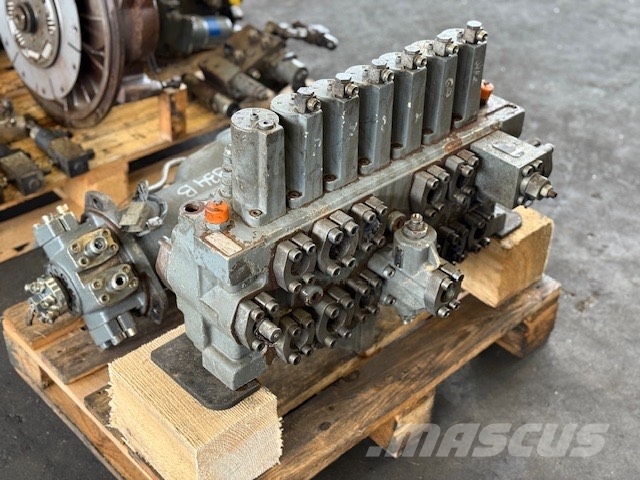 Liebherr A 934 B HYDRAULIC VALVE BLOCK Hidraulika