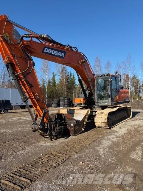 Doosan DX300 LC-7 Crawler excavators