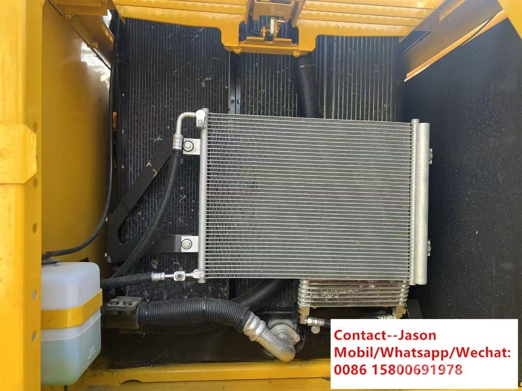 Komatsu PC 220-8 Εκσκαφείς με ερπύστριες