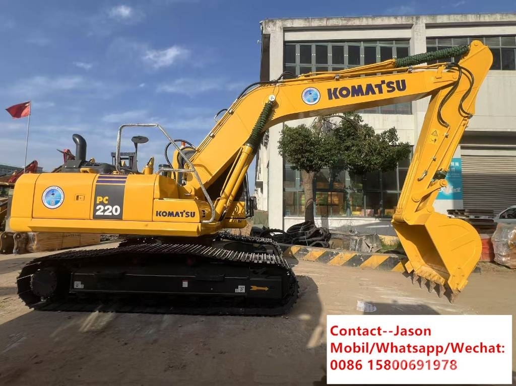 Komatsu PC 220-8 Εκσκαφείς με ερπύστριες
