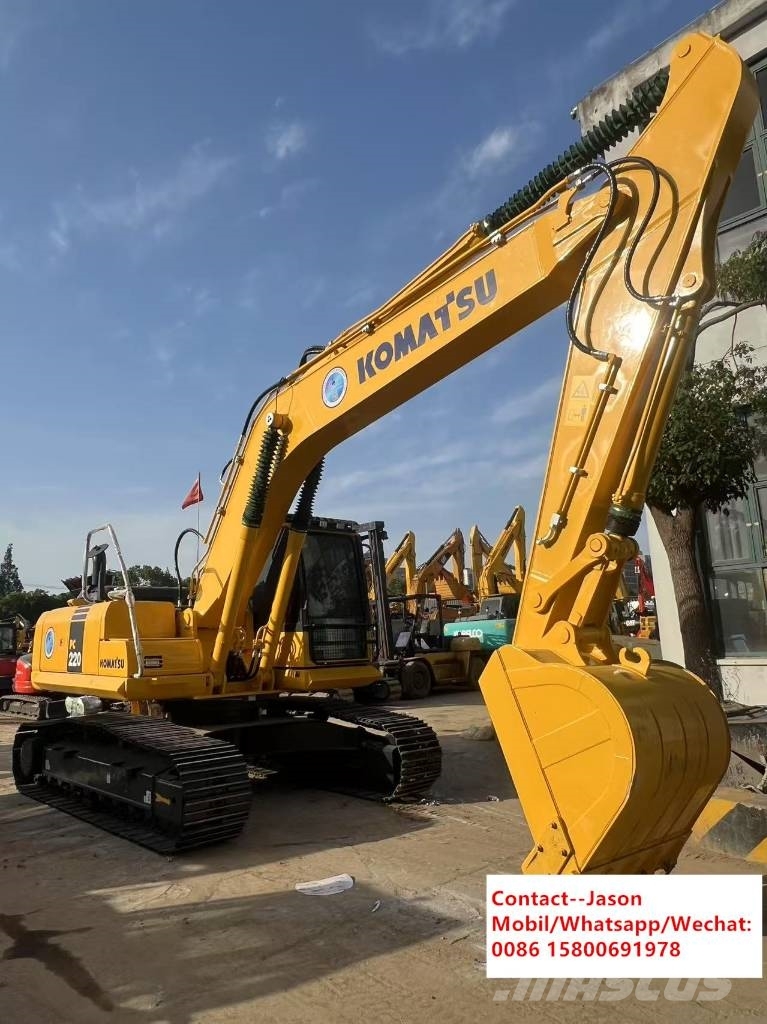Komatsu PC 220-8 Εκσκαφείς με ερπύστριες