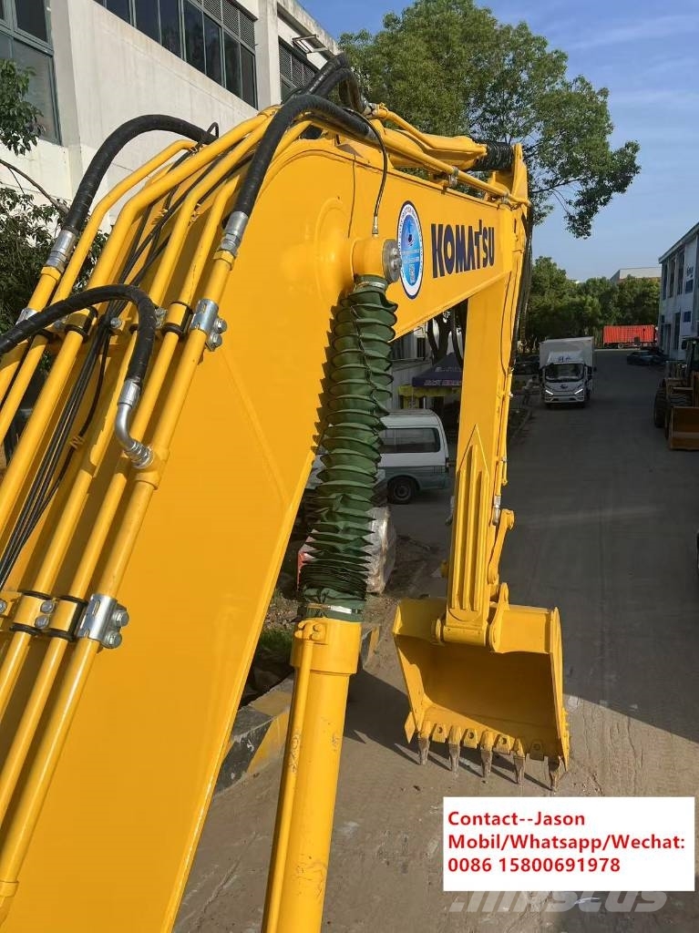 Komatsu PC 220-8 Εκσκαφείς με ερπύστριες