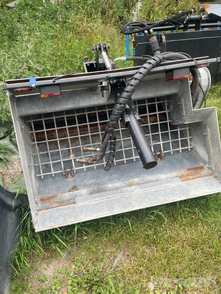 Weidemann 1390 Mini krautuvai