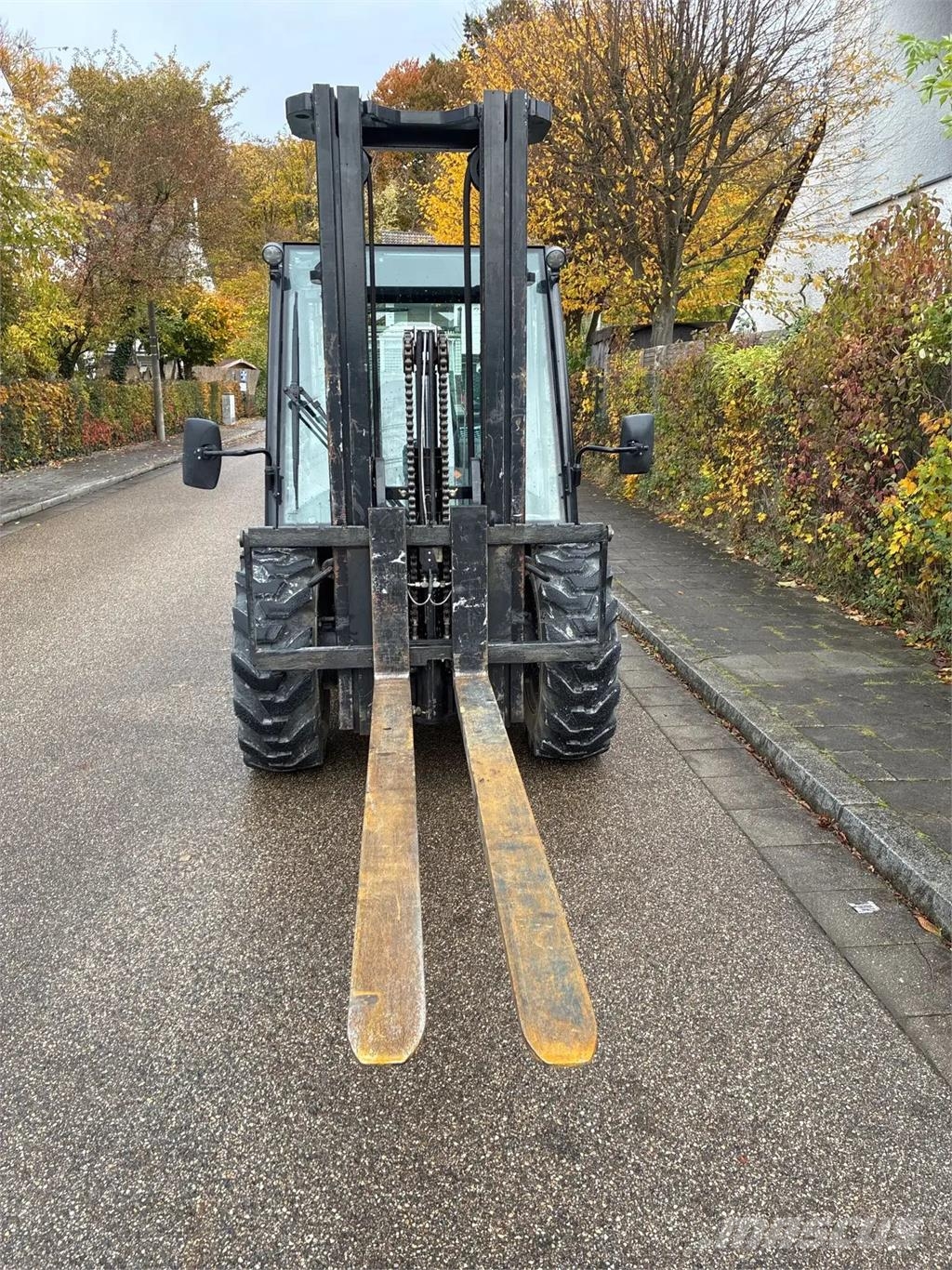 Manitou MC 30-4 Dieselmotviktstruckar