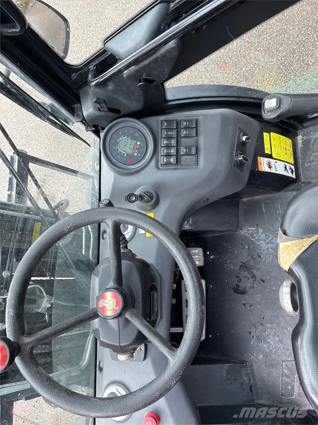 Manitou MC 30-4 Wózki Diesla
