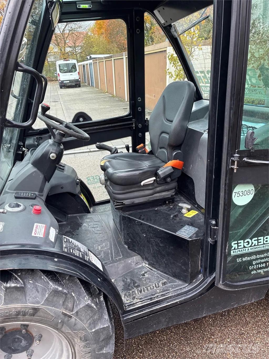 Manitou MC 30-4 Diesel forklifts
