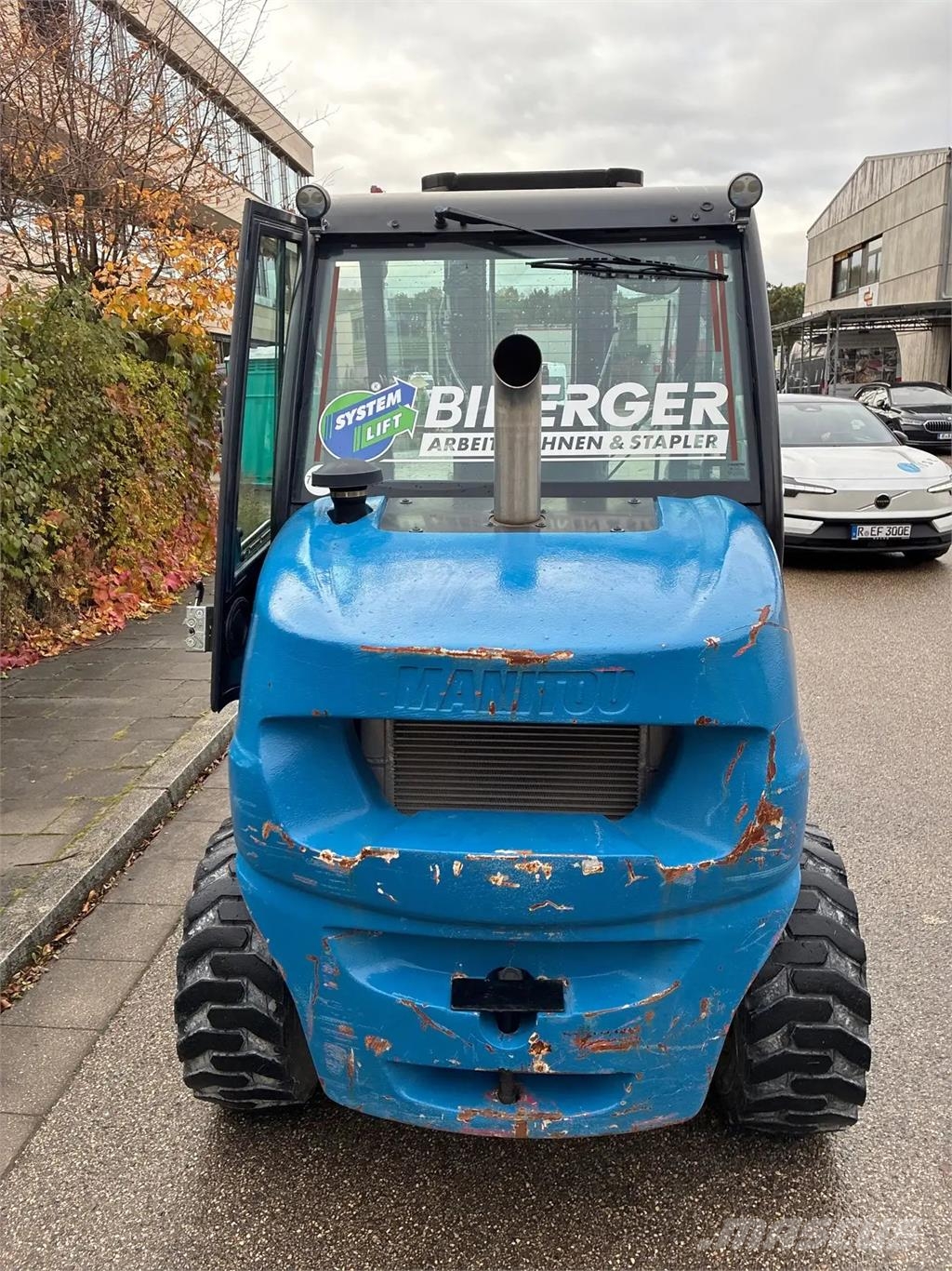 Manitou MC 30-4 شاحنات الديزل