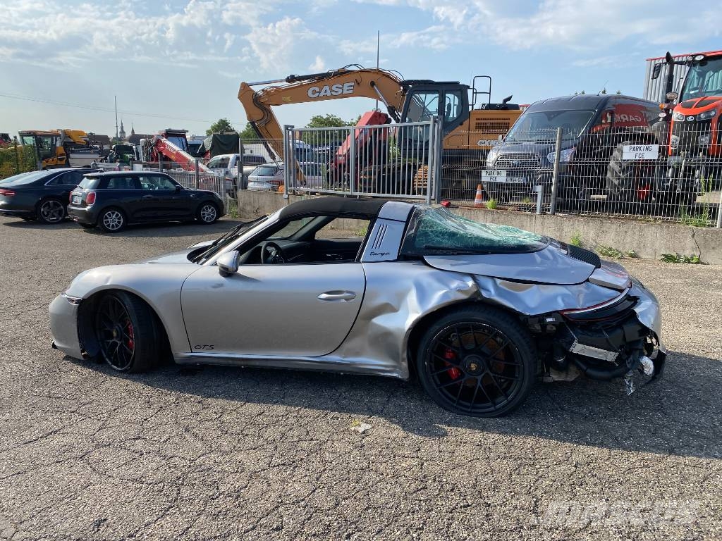 Porsche 911/991 TARGA 3.0GTS 450 Carte Grise Française Osobní vozy