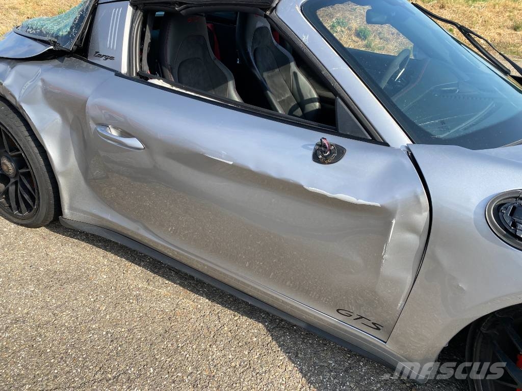 Porsche 911/991 TARGA 3.0GTS 450 Carte Grise Française Osobní vozy