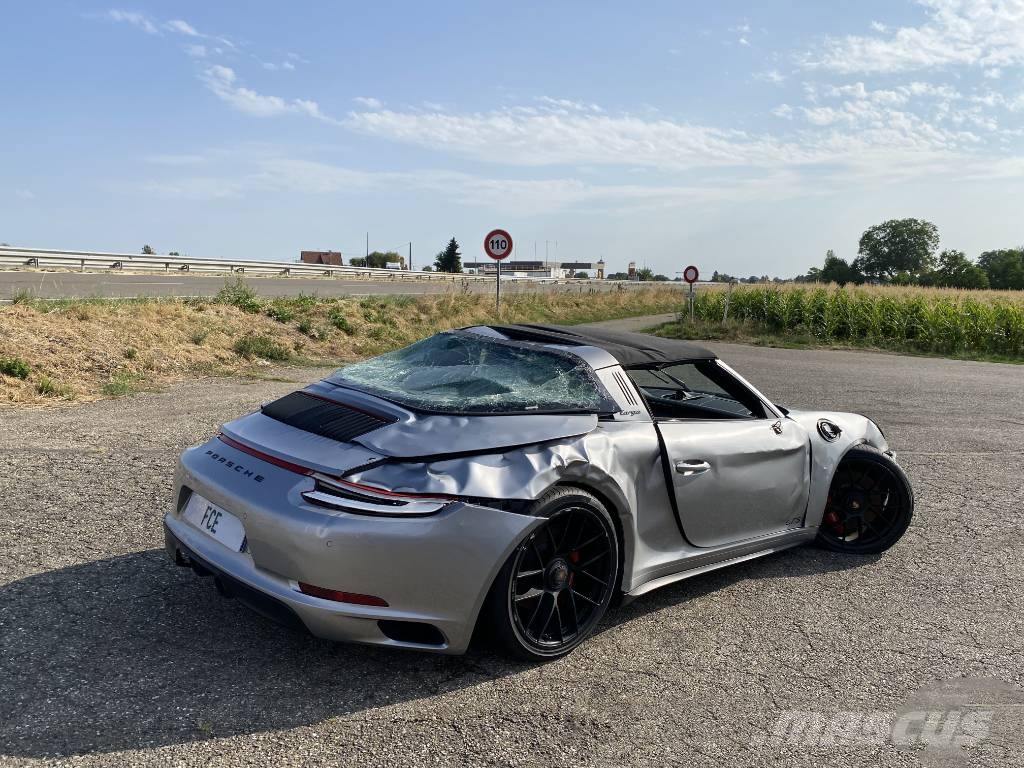 Porsche 911/991 TARGA 3.0GTS 450 Carte Grise Française Osobní vozy