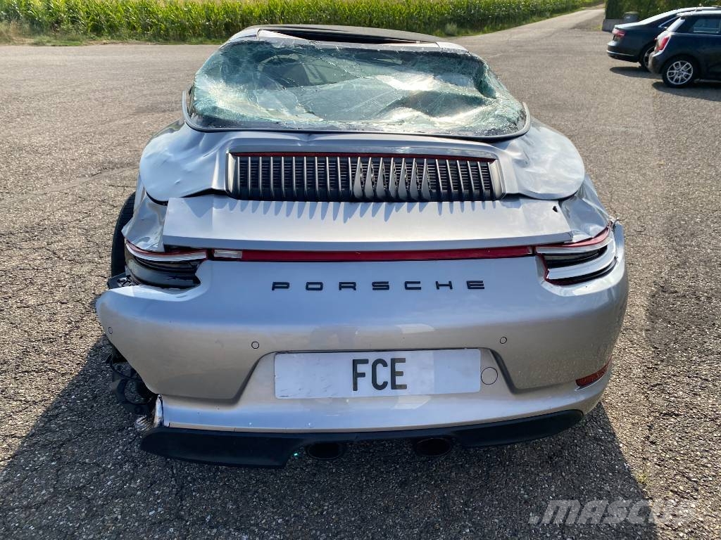 Porsche 911/991 TARGA 3.0GTS 450 Carte Grise Française Osobní vozy