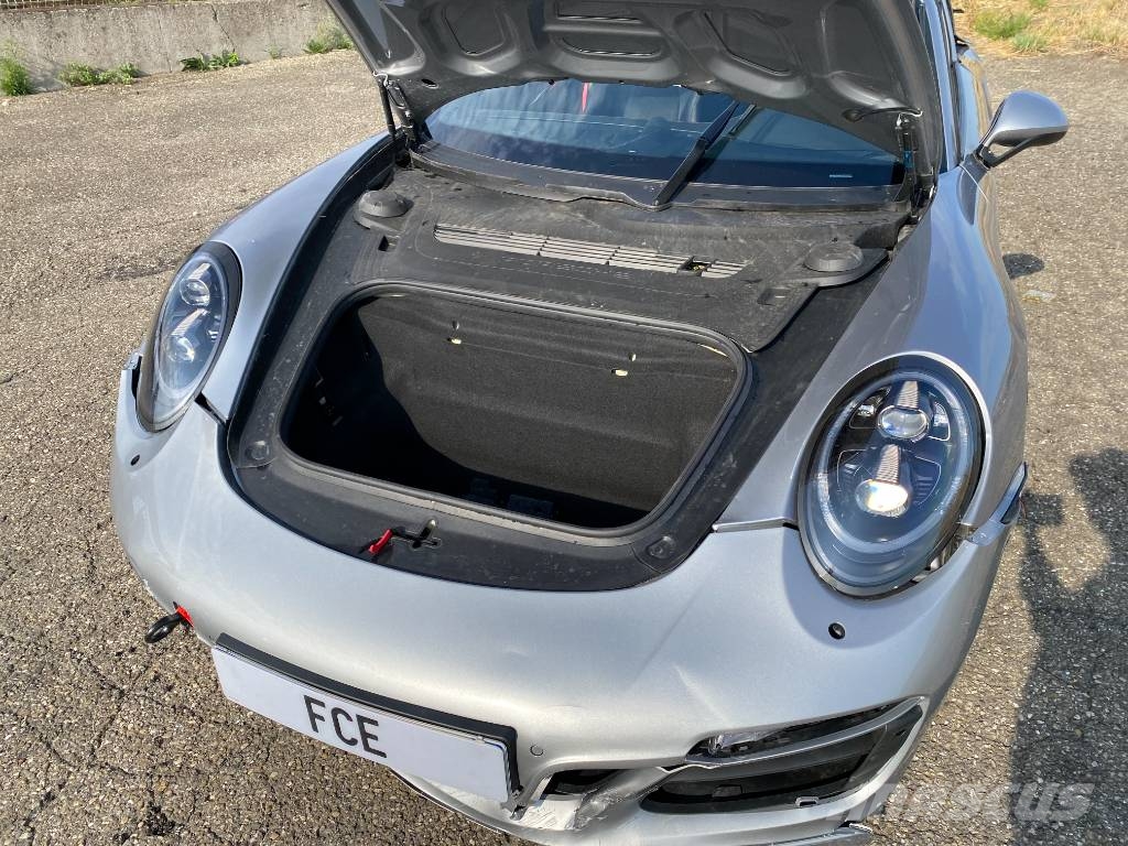 Porsche 911/991 TARGA 3.0GTS 450 Carte Grise Française Osobní vozy
