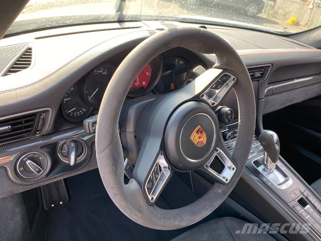 Porsche 911/991 TARGA 3.0GTS 450 Carte Grise Française Osobní vozy