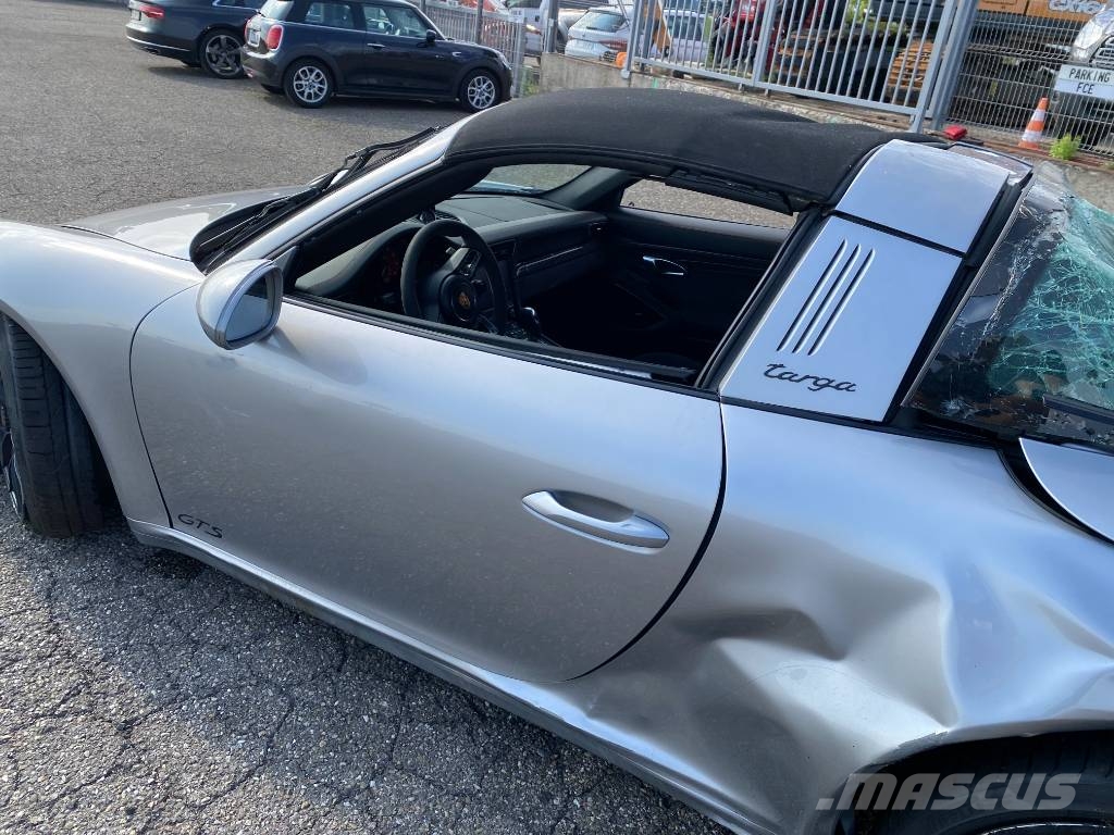 Porsche 911/991 TARGA 3.0GTS 450 Carte Grise Française Osobní vozy