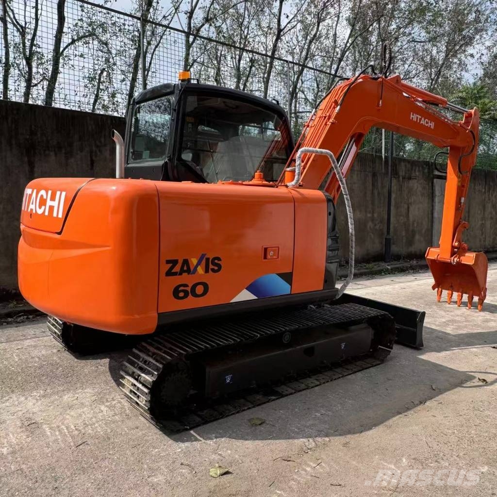 Hitachi ZX 60 Miniekskavaatorid < 7 t