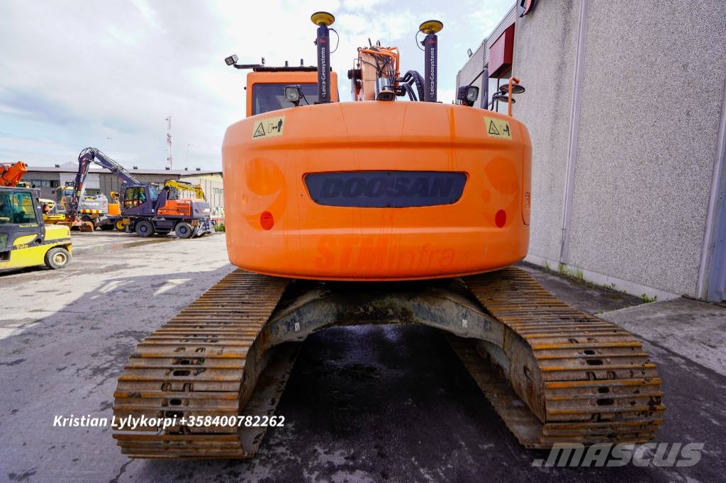Doosan DX235LCR LEICA 3D JA ROTOTILT Escavadoras de rastos