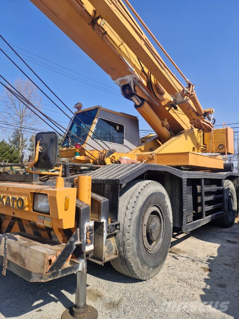 Kato SS 500 Rough terrain cranes