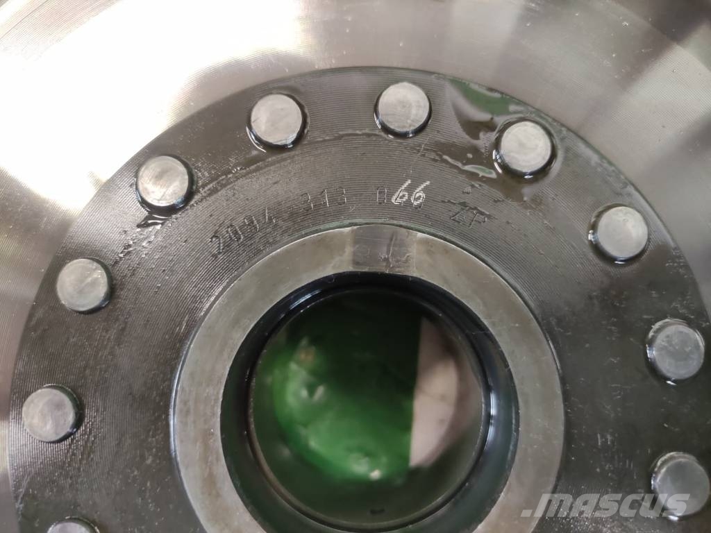Fendt 818 Sprocket Basket Housing ZP 2094314019 Gearbox Chassis