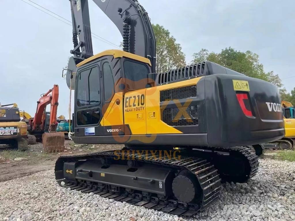 Volvo EC 210D Gravemaskiner på larvebånd