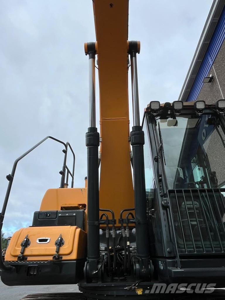 Hyundai HX140HWC Raupenbagger