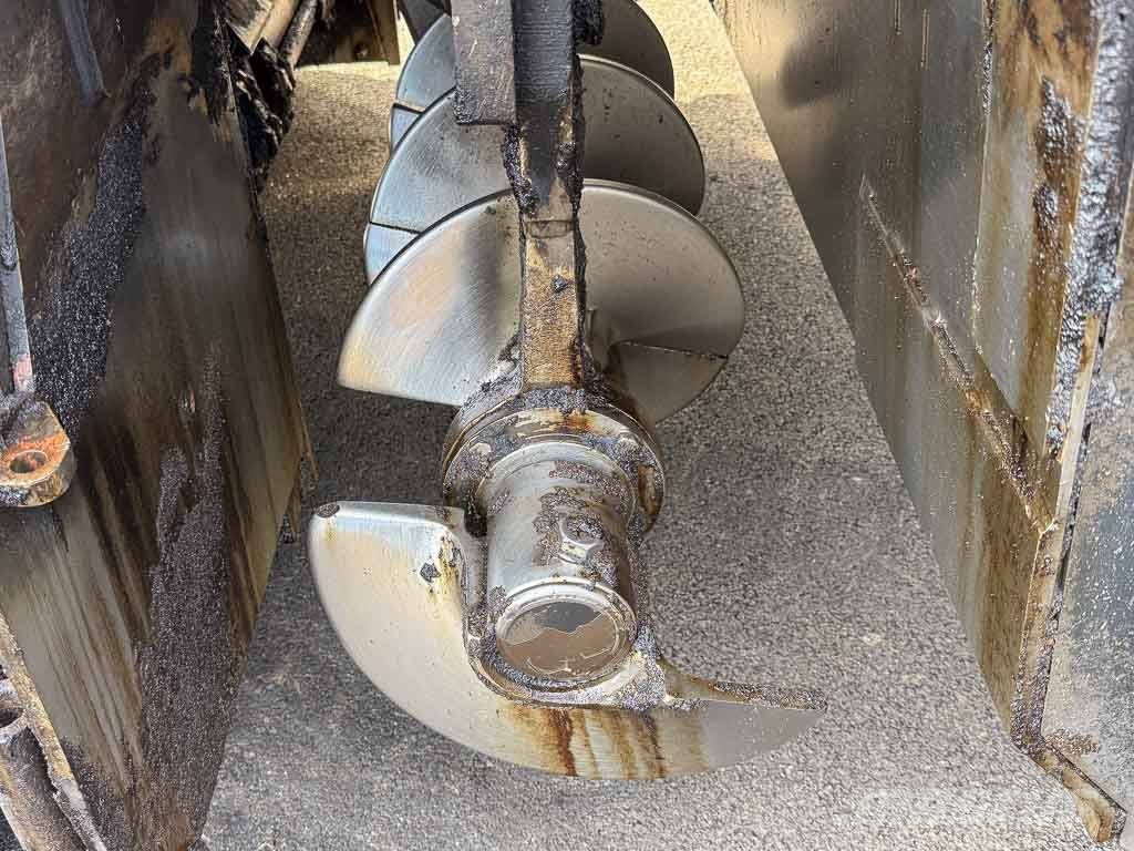 Volvo P 6870 D ABG Asfaltni finišerji