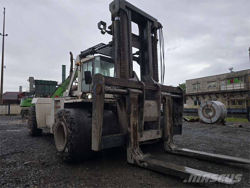 Kalmar DCD450-12 Diesel Trucker