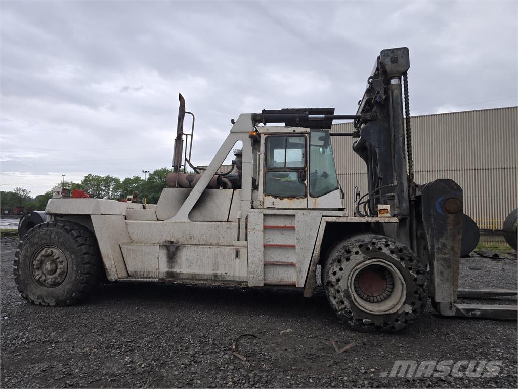 Kalmar DCD450-12 Diesel Trucker