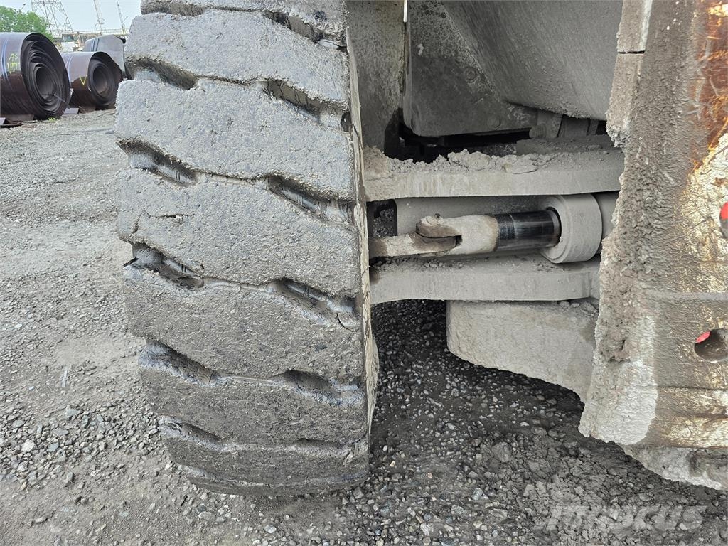 Kalmar DCD450-12 Diesel Trucker